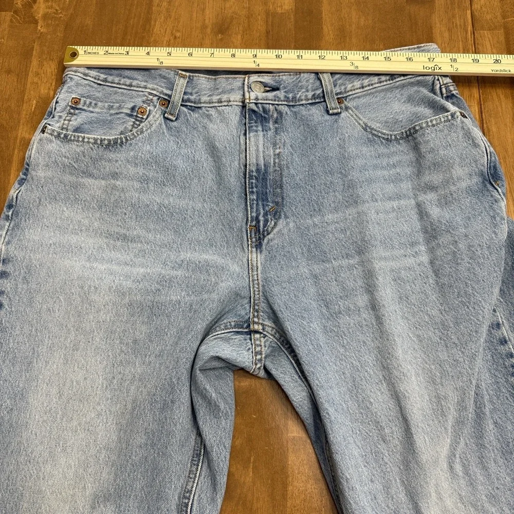 Levi's 541 jeans men's 36x32 light wash blue relaxed western cowboy Levi Strauss